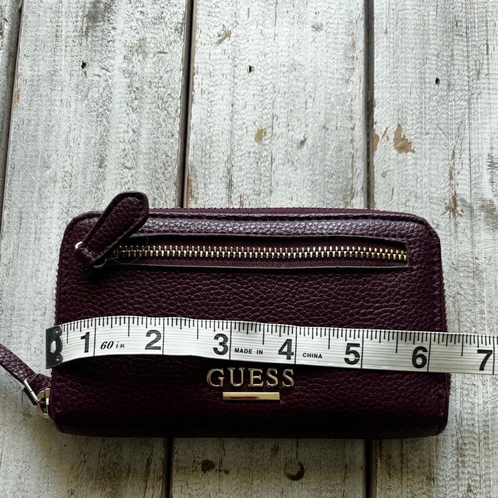 GUESS | Burgundy Zip Wallet | Small